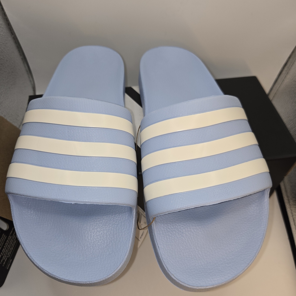 NiB Adidas Adilette Aqua Slides - Picture 4 of 8
